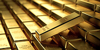 ROUNDUP: Zollstreit treibt Goldpreis auf Rekordhoch über 3.200 Dollar